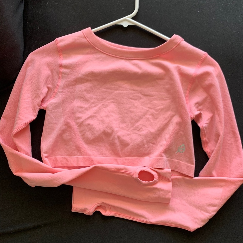 P’tula Long Sleeve Crop Top